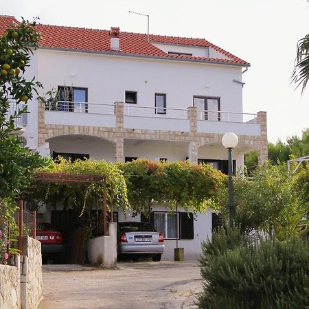 Apartments With A Parking Space Jelsa, Hvar - 5703 Jelsa  Kültér fotó