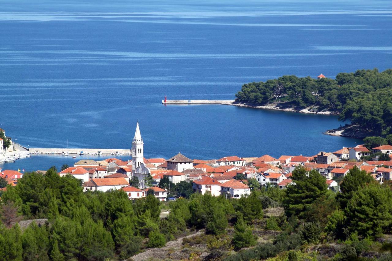 Apartments With A Parking Space Jelsa, Hvar - 5703 Jelsa  Kültér fotó