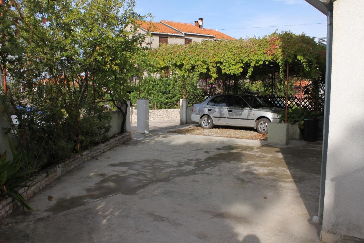 Apartments With A Parking Space Jelsa, Hvar - 5703 Jelsa  Kültér fotó